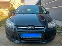 Blau Gebraucht 2012 Ford Focus Trend Kombi | 3.500 € (Fairer Preis)