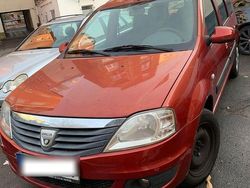 Rot Gebraucht 2009 Dacia Logan Kombi | 2.600 € (Fairer Preis)