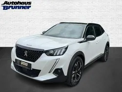 Perlmutt weiß perleffekt Gebraucht 2021 Peugeot 2008 GT SUV | 19.990 € (Fairer Preis)