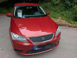 Rot Gebraucht 2025 Seat Toledo Limousine | 5.500 €