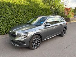 Grau Gebraucht 2024 Skoda Kamiq Drive SUV | 24.250 € (Fairer Preis)