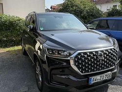 Schwarz Gebraucht 2022 Ssangyong (KGM) Rexton Sapphire SUV | 36.290 €