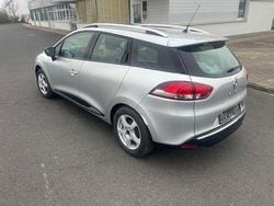 Grau Gebraucht 2015 Renault Clio LIMITED Van / Kleinbus | 6.700 € (Fairer Preis)