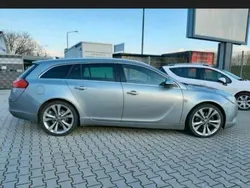 Silber Gebraucht 2010 Opel Insignia Kombi | 7.300 €