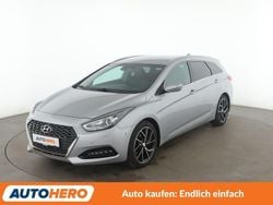 Grau Gebraucht 2019 Hyundai i40 Space Plus Kombi | 16.620 €