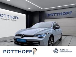 Blau Gebraucht 2024 VW Golf VIII Goal Limousine | 27.221 € (Superpreis)