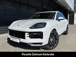 Weiss Gebraucht 2023 Porsche Cayenne SUV | 114.089 € (Etwas zu teuer)