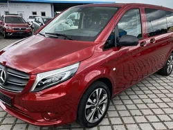 Lackfarbe hyazinthrot metallic Gebraucht 2022 Mercedes Vito Edition 1 Van / Kleinbus | 42.500 € (Fairer Preis)