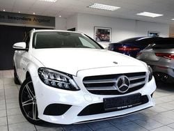 Weiß Gebraucht 2020 Mercedes C300e Avantgarde Limousine | 24.950 € (Guter Preis)