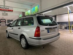 Silber Gebraucht 2002 Ford Focus Kombi | 550 € (Guter Preis)