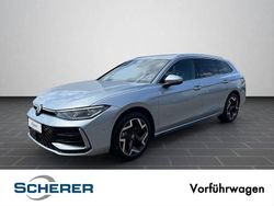 Oyster silver metallic (metallic) Gebraucht 2025 VW Passat R-line Limousine | 49.990 € (Fairer Preis)