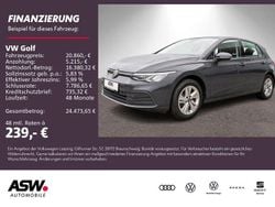 Uranograu Gebraucht 2022 VW Golf VIII Life Limousine | 19.890 € (Guter Preis)