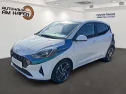 Weiß Gebraucht 2021 Hyundai i10 Edition 30 Kleinwagen | 11.700 € (Etwas zu teuer)