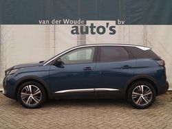 Blau Gebraucht 2022 Peugeot 3008 Allure SUV | 14.261 €