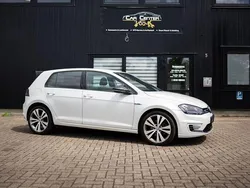 Weiß Gebraucht 2015 VW Golf VII GTE Limousine | 12.499 € (Fairer Preis)