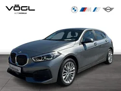 Grau Gebraucht 2024 BMW 118 Advantage Kleinwagen | 26.470 € (Fairer Preis)