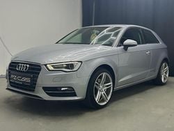 Silber Gebraucht 2014 Audi A3 Ambiente Limousine | 13.290 € (Guter Preis)
