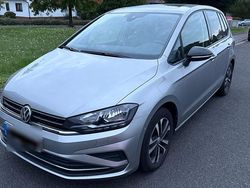 Silber Gebraucht 2020 VW Golf Sportsvan IQ Drive Van / Kleinbus | 15.500 € (Fairer Preis)