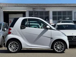 Weiß Gebraucht 2013 Smart ForTwo Coupé Kleinwagen | 5.990 € (Fairer Preis)