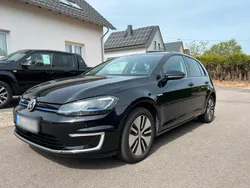 Schwarz Gebraucht 2017 VW e-Golf Kleinwagen | 14.999 € (Teuer)