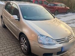 Andere farben Gebraucht 2004 VW Golf V Limousine | 3.900 € (Fairer Preis)