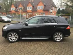 Schwarz Gebraucht 2011 Mercedes ML350 SUV | 13.200 €
