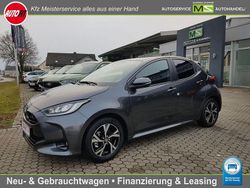 Grau Neu 2025 Toyota Yaris Hybrid Limousine | 23.450 € (Guter Preis)