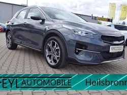 Grau Gebraucht 2020 Kia XCeed SUV | 19.400 € (Fairer Preis)