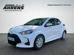 Weiß Gebraucht 2024 Toyota Yaris Comfort Kleinwagen | 16.490 € (Fairer Preis)