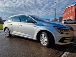 Grau Gebraucht 2021 Renault Mégane IV Business Limousine | 13.780 € (Teuer)