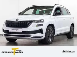 Weiß Gebraucht 2023 Skoda Karoq SportLine SUV | 27.690 € (Guter Preis)