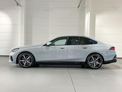 Brooklyn grau metallic Gebraucht 2024 BMW i5 M Sport Limousine | 69.690 €