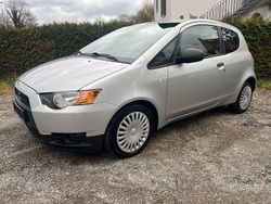 Silber Gebraucht 2009 Mitsubishi Colt Kleinwagen | 2.790 € (Fairer Preis)
