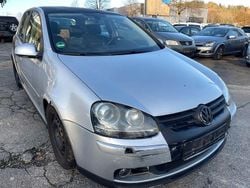 Silber Gebraucht 2006 VW Golf V Goal Limousine | 900 € (Superpreis)