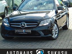 Schwarz Gebraucht 2018 Mercedes C180 Business Limousine | 17.990 € (Fairer Preis)