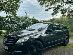 Schwarz Gebraucht 2013 Mercedes R350 AMG Van / Kleinbus | 22.900 €