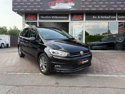 Schwarz Gebraucht 2018 VW Touran Highline Van / Kleinbus | 17.490 € (Guter Preis)
