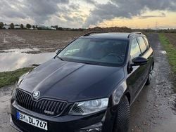 Schwarz Gebraucht 2017 Skoda Octavia RS Kombi | 14.600 € (Fairer Preis)