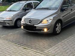 Grau Gebraucht 2005 Mercedes B200 Van / Kleinbus | 2.500 € (Guter Preis)
