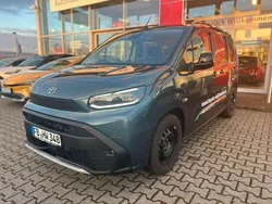 Blau Gebraucht 2024 Toyota Proace Verso City Kombi | 31.980 € (Fairer Preis)