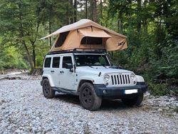 Weiß Gebraucht 2015 Jeep Wrangler Sahara SUV | 34.000 €