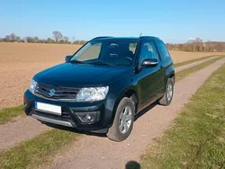 Schwarz Gebraucht 2014 Suzuki Grand Vitara Comfort SUV | 8.499 € (Guter Preis)