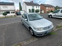 Silber Gebraucht 2002 VW Polo Kleinwagen | 1.500 € (Guter Preis)