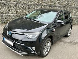 Schwarz Gebraucht 2016 Toyota RAV4 Hybrid SUV | 17.500 € (Superpreis)