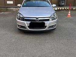 Silber Gebraucht 2005 Opel Astra Limousine | 2.850 € (Fairer Preis)