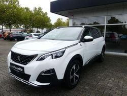 Weiß Gebraucht 2020 Peugeot 5008 Crossway Van / Kleinbus | 18.600 € (Fairer Preis)