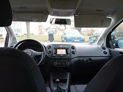 Blau Gebraucht 2010 VW Golf Plus Cross Comfortline Van / Kleinbus | 6.500 € (Fairer Preis)