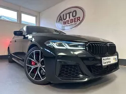 Black sapphire Gebraucht 2022 BMW 550 Shadowline Limousine | 69.890 €