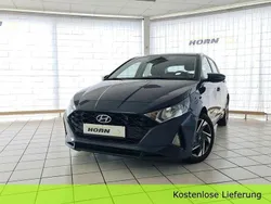 Grau Gebraucht 2024 Hyundai i20 Kleinwagen | 15.990 €