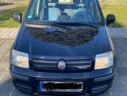 Blau Gebraucht 2010 Fiat Panda Limousine | 2.999 € (Etwas zu teuer)